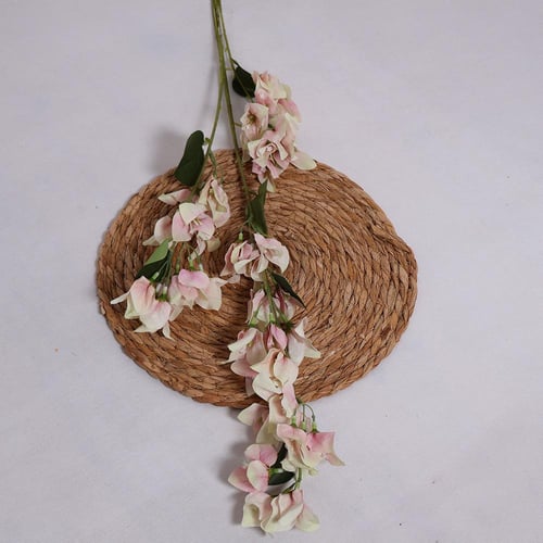 غصن الربيع وردي فاتح