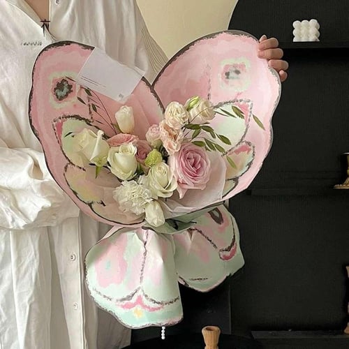 تغليف فراشات ورقي ازرق ( 20 حبة )