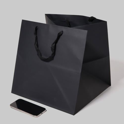 أكياس مربعة مقاس 6 اسود ( 12 كيس )