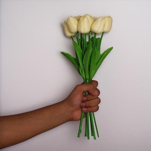 ورد توليب اصفر