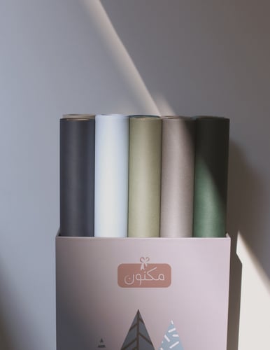 رول ورقي اوف وايت