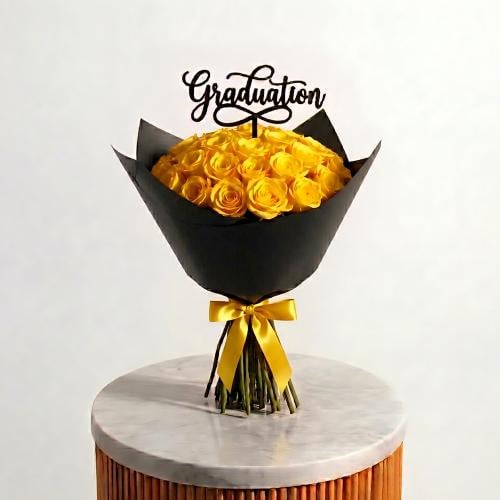 باقة تخرج صفراء Yellow Graduation Bouquet