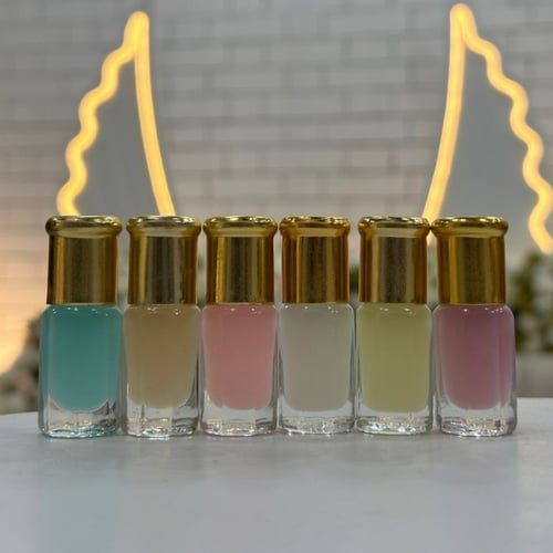 مجموعة المسك 12 علبة+كسرة عود