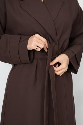 عبايه بلايزر بني