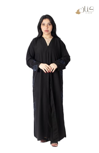 عبايه كريب شك وتطريز