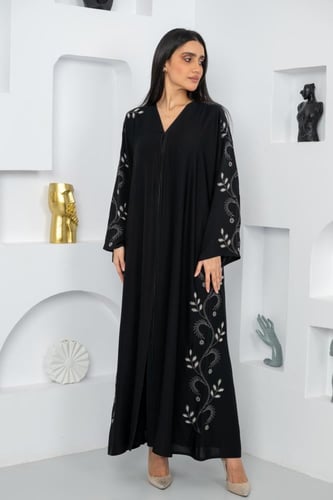 عبايه تطريز ف الاكمام ومن الجوانب