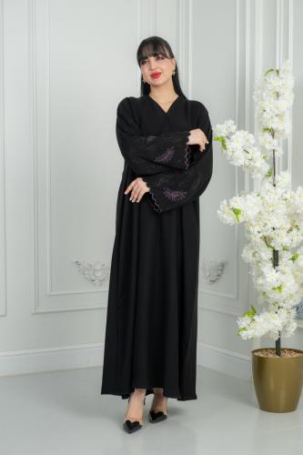 عبايه نواعم مع تطريز ف الاكمام باللون الموف والاسود