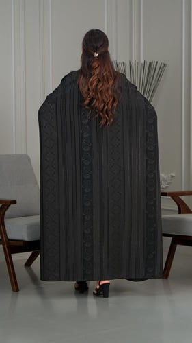 عبايه كريب قطري