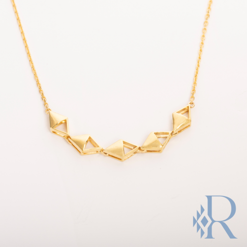 GN:07 Gold necklace - سلسال ذهبي