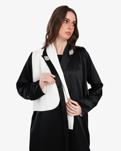 L031- عباية رسمية كريب ستان