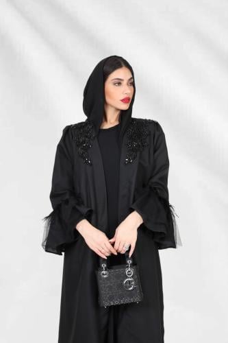 L02 - عبايه لينين أسود ريش - تطريز .
