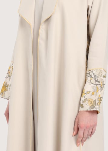 L237 -عباية بيج-زهر أصفر