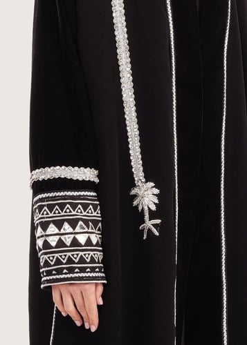 L169 - عباية كريب مع لينين - فضي