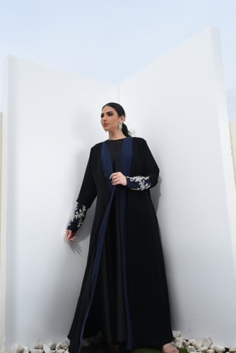 L097- عباية كريب وحرير مغسول كحلي