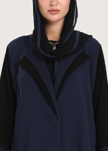 L219 - عباية كريب أسود وكحلي