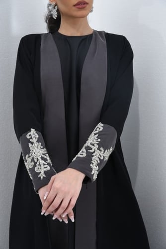 L098- عباية حرير مغسول و كريب رمادي