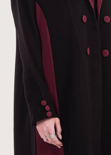 L165- عباية كريب رسمية