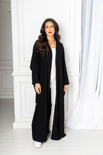 L040 - عباية كريب أسود - نصف بشت .