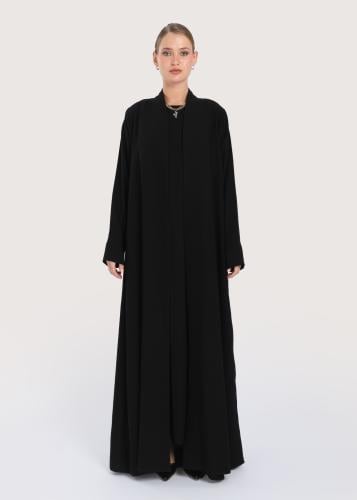 L234 - عباية كريب أسود