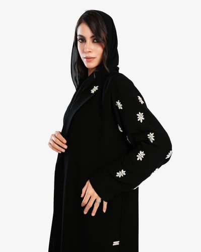 L065- عباية كريب كرستالات