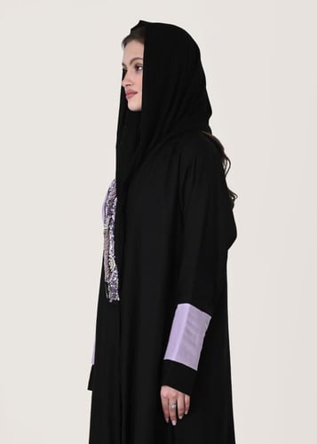 L205- عباية لنن اسود تطريز