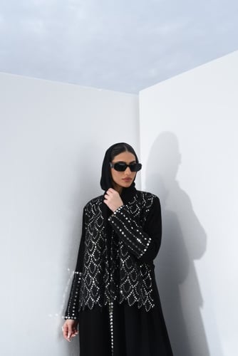 L107-عباية كريب مع قماش مرايات