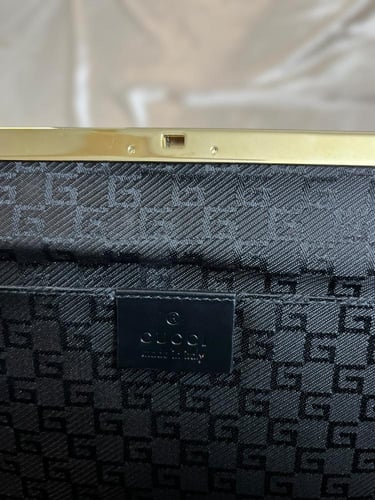 Gucci Black Patent Leather Chain Shoulder Bag