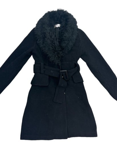 Like vintage coat with fur