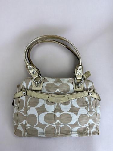 Coach Signature Penelope Bege