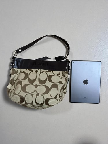 Coach Zoe Signature Purse Khaki Brown Leather Trim...