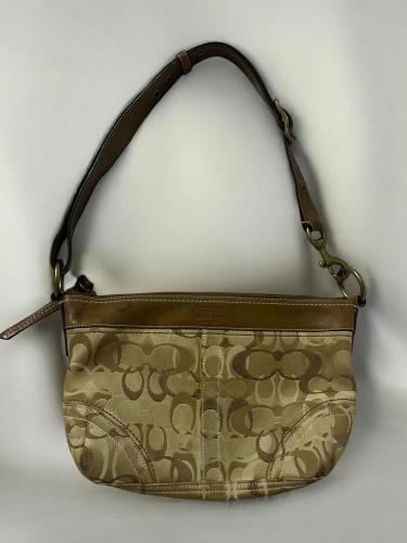COACH BEIGE SIGNATURE UNDERARM BAG