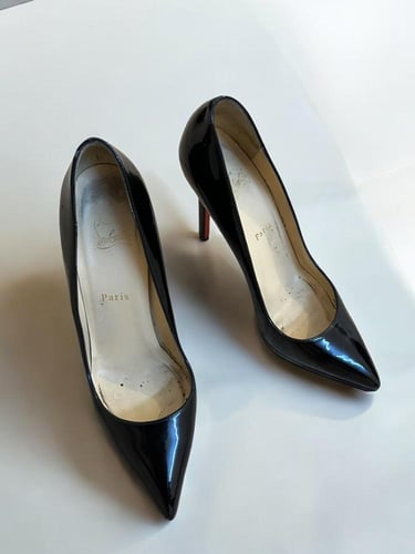 Christian Louboutin Black Patent Leather Pigalle P...