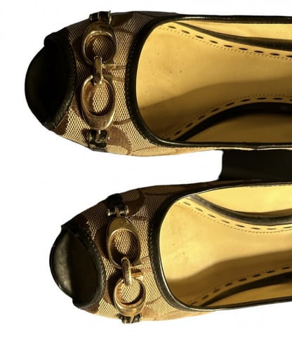 Coach wedges heels ,size:37.5