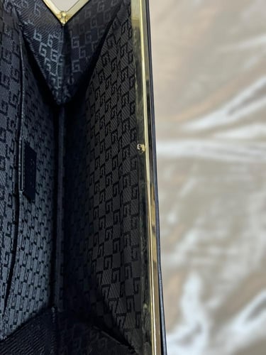 Gucci Black Patent Leather Chain Shoulder Bag