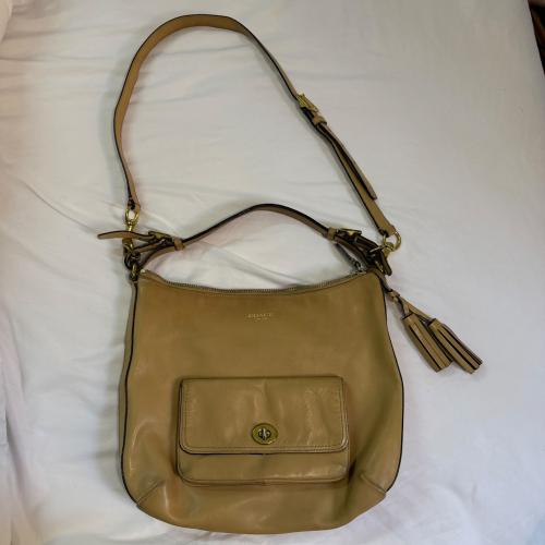 Coach Beige Leather Hobo Bag with Turnlock Front Pocket