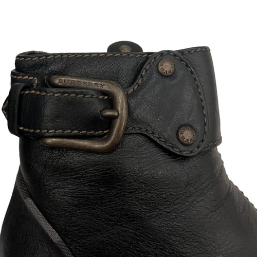 Burberry Ankle Bootie Boot Kitten Heel Zip Brown N...