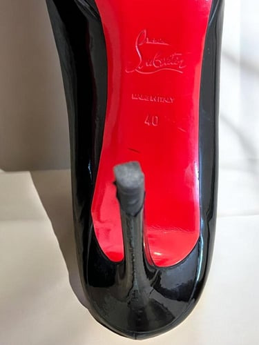 Christian Louboutin Black Patent Leather Pigalle P...