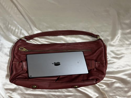 Mark Jacobs Red Leather Shoulder Bag