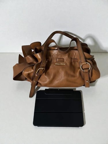 Miu Min Leather Shoulder Bag