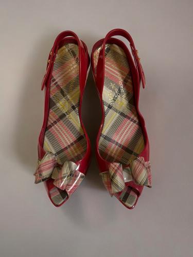 Melissa x Vivienne Westwood heels Size : 39/40
