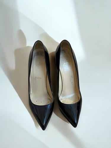 Christian Louboutin Black Patent Leather Pigalle P...