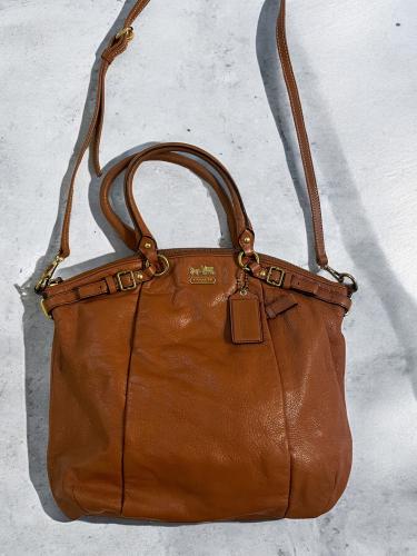 Coach Lindsey shoulder bag