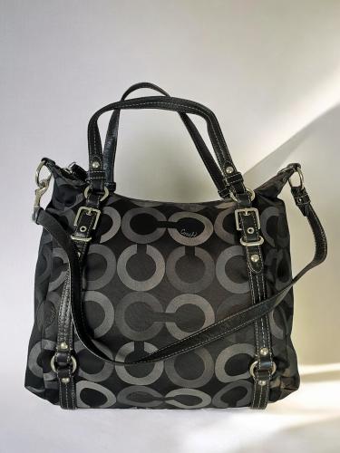Coach Signature Black Shoulder Bag