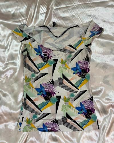 Bebe Tropical Floral Graphic Print Top - Size S