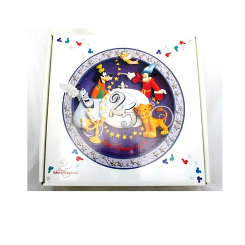 صحن فني لشخصيات ديزني