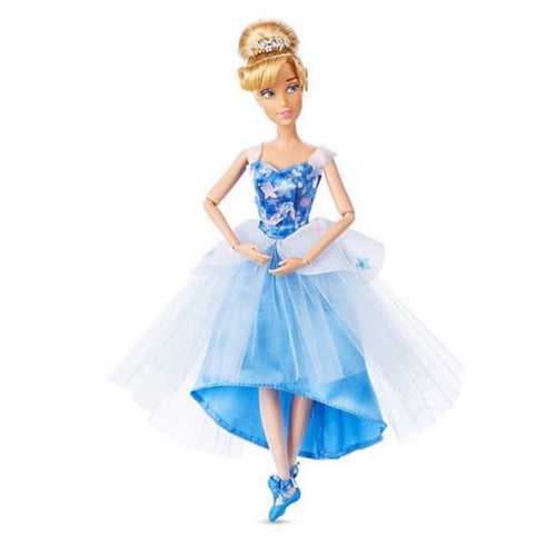 دمية سندريلا بالية