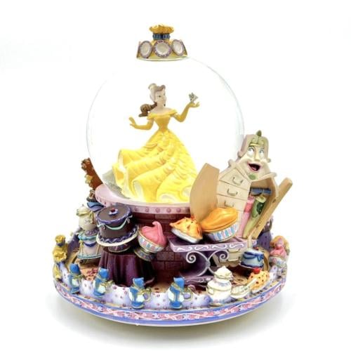 بلورة بيل وشخصيات الفيلم