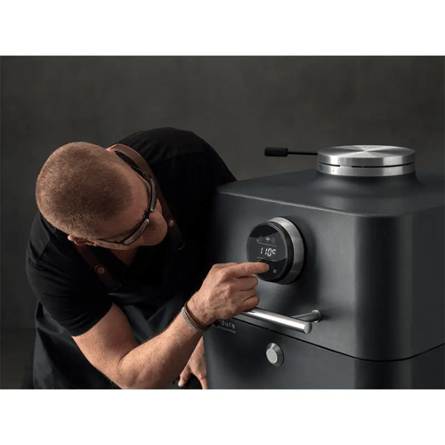 شواية فحم 4K (أسود)