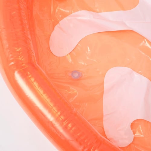 حوض السباحة – سامر سبريتز