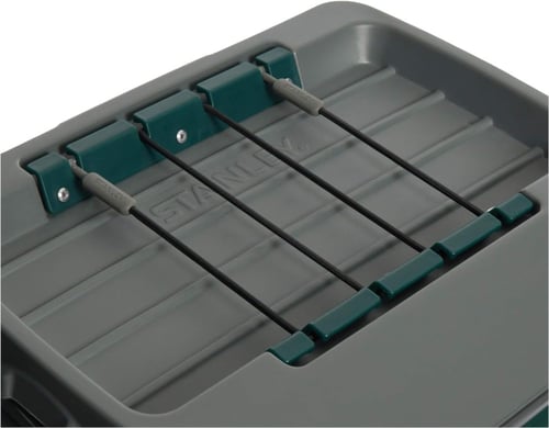 مبرّد 7QT EU ادفنتشر من ستانلي - لون اخضر